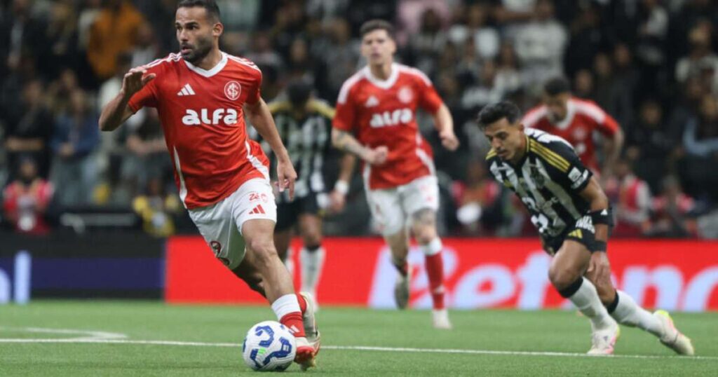 Marquinhos quis jogador do Internacional no PSG