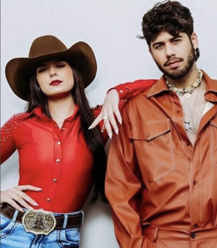 Ana Castela e Zé Felipe viajam juntos à Disney e ironizam rumores de romance