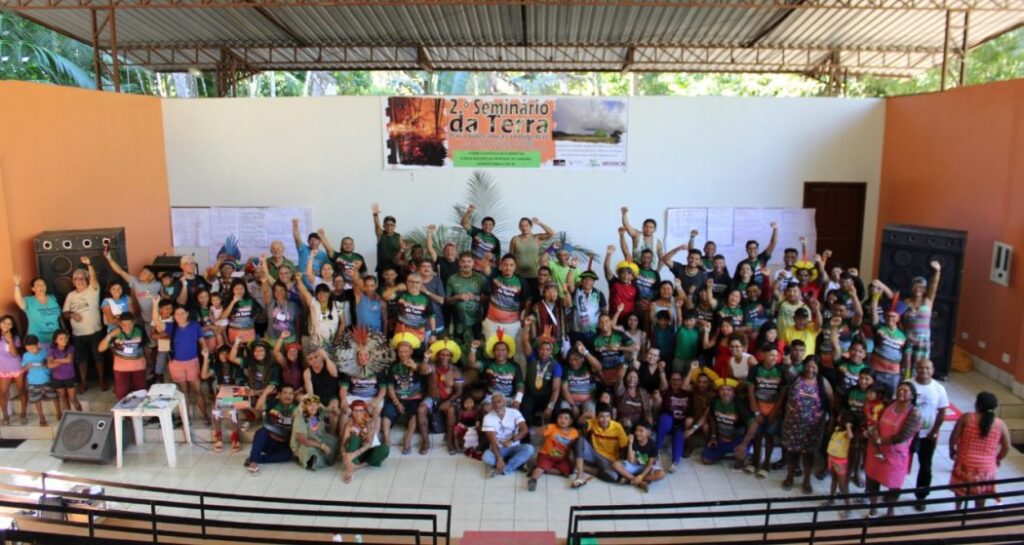 2º Seminário da Terra em Altamira (PA) debate sobre as falsas soluções propostas aos povos indígenas
