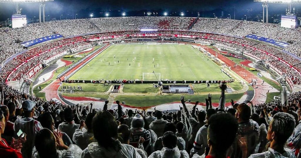 Corinthians denuncia canto homofóbico da torcida do São Paulo