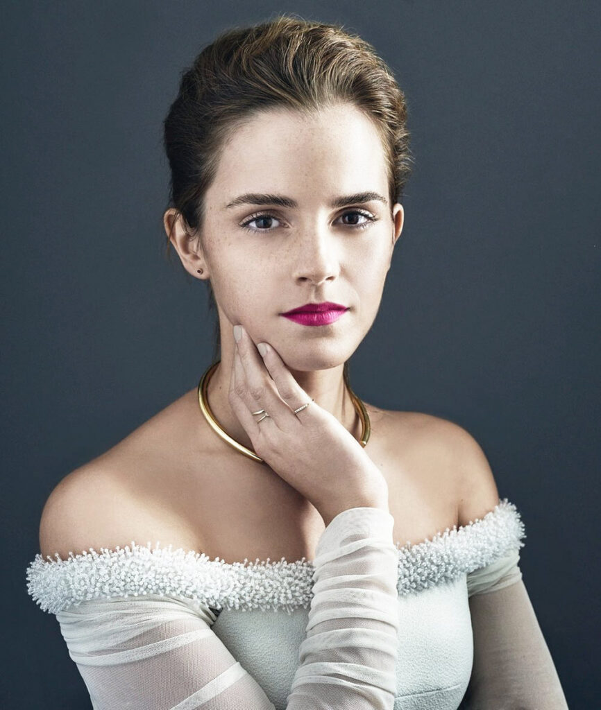 Emma Watson perde direito de dirigir após infrações de trânsito na Inglaterra