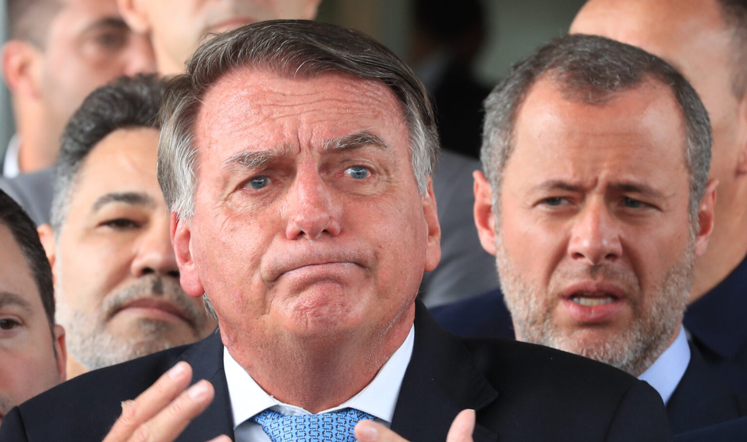 Mesmo silenciado, Bolsonaro deve manter influência e articulação
