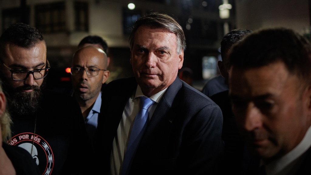 Bolsonaro é alvo de operação da PF em Brasília