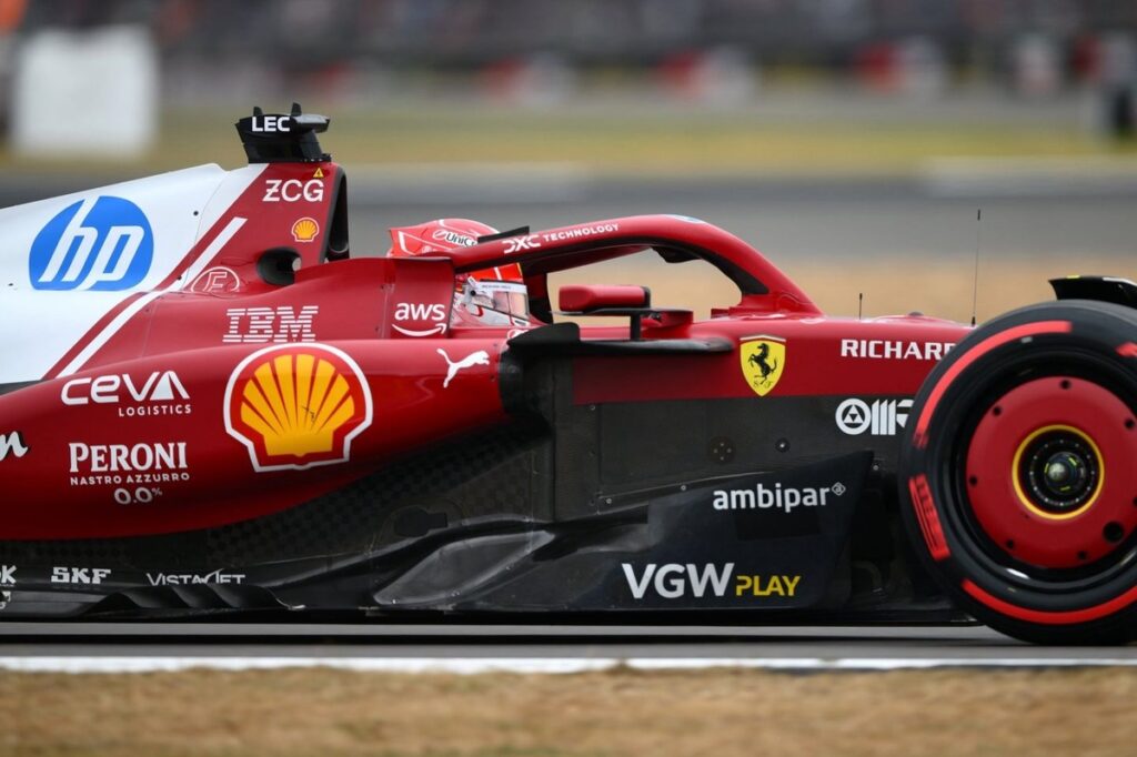 Suspensão nova da Ferrari estreia em fim de semana com sprint