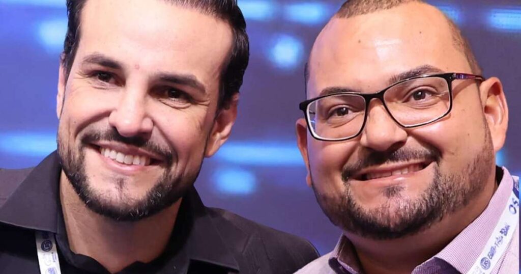 Como dois amigos transformaram vendas de rua em um império de R$ 210 mi com franquias