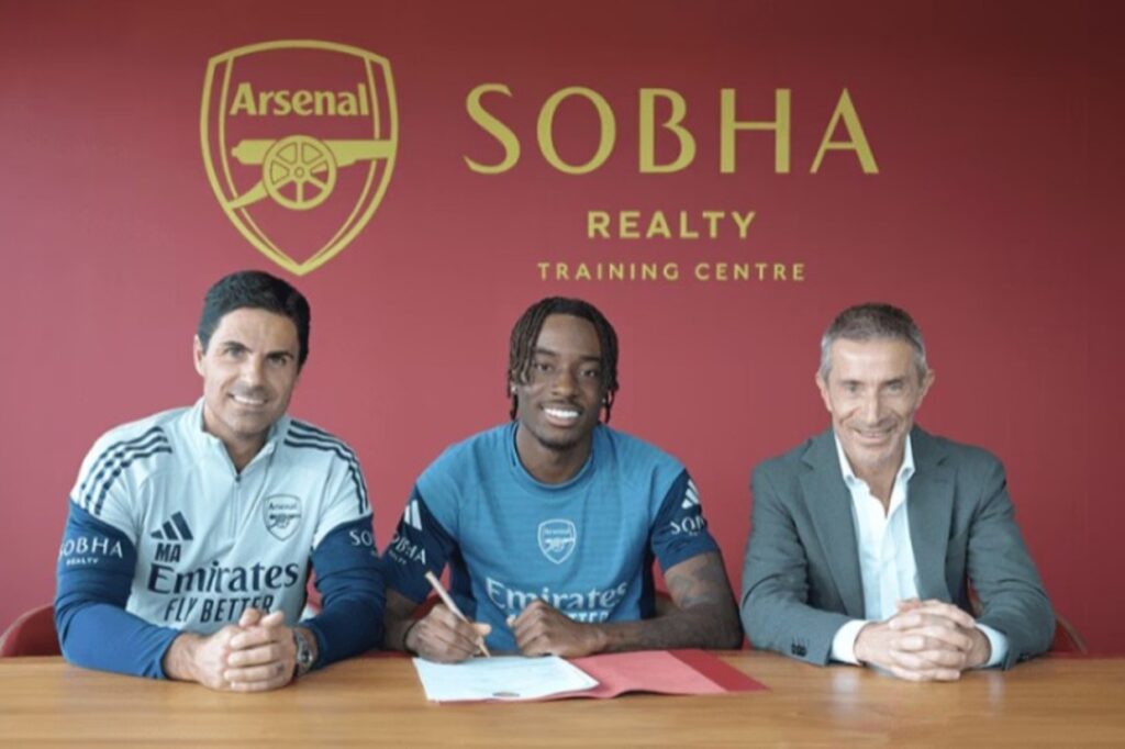 Arsenal confirma a contratao de Noni Madueke, ex-Chelsea