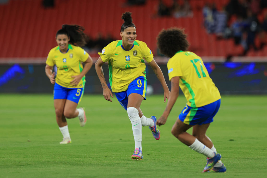 Brasil atropela o Uruguai e garante vaga na final da Copa Amrica Feminina