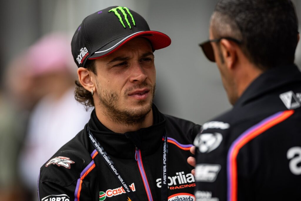 Bezzecchi: “Estou feliz por ter Martín de volta”
