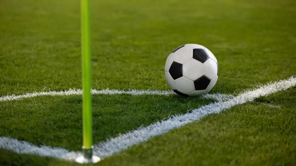 Confronto direto pelo acesso e briga pela liderança na 17ª rodada da Série B