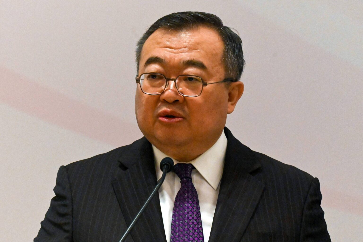 China prende diplomata para interrogatório, diz jornal – 10/08/2025 – Mundo