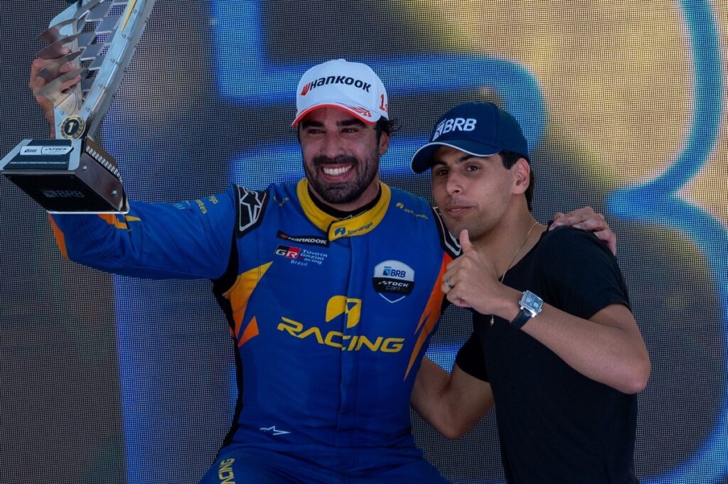 Cesar Ramos celebra vitória dominante em Curvelo