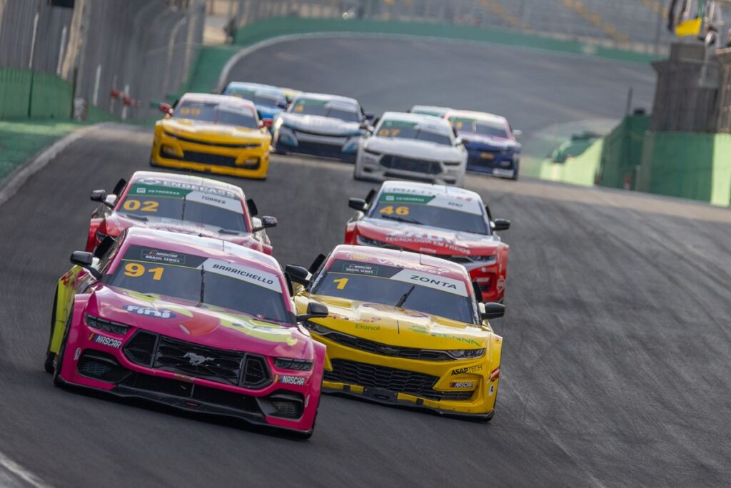 NASCAR Brasil decide campeões no Velocitta