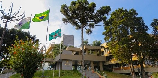 TRE-PR marca julgamento que pode confirmar cassação de Lenharo