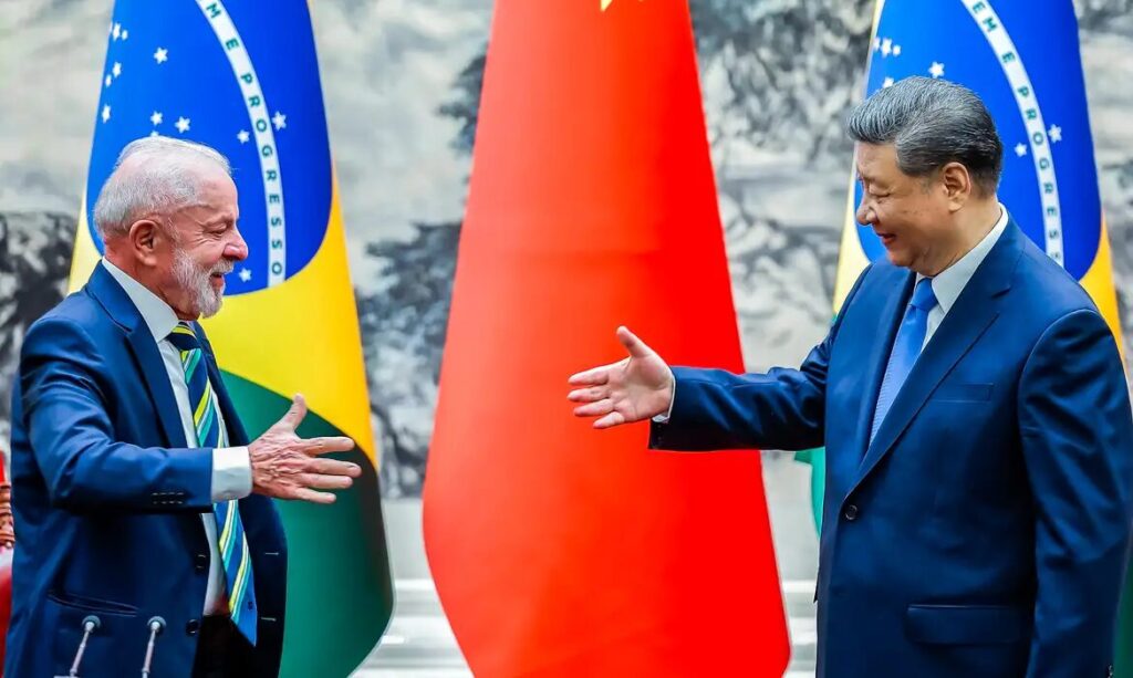 Governo Lula firma acordos com Rússia e China