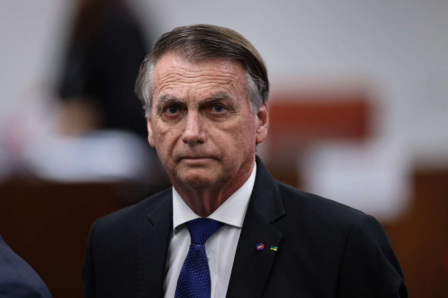 PF indicia Bolsonaro e Eduardo e faz buscas contra Malafaia