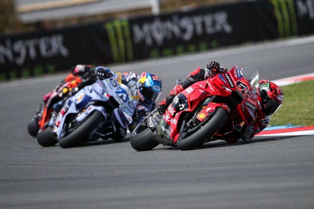 Ducati planeja ter apenas motos atualizadas em 2026