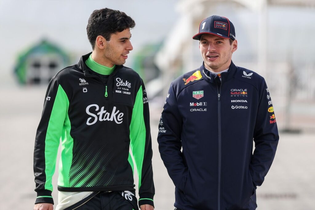 Verstappen comenta disputa contra “amigo” Bortoleto