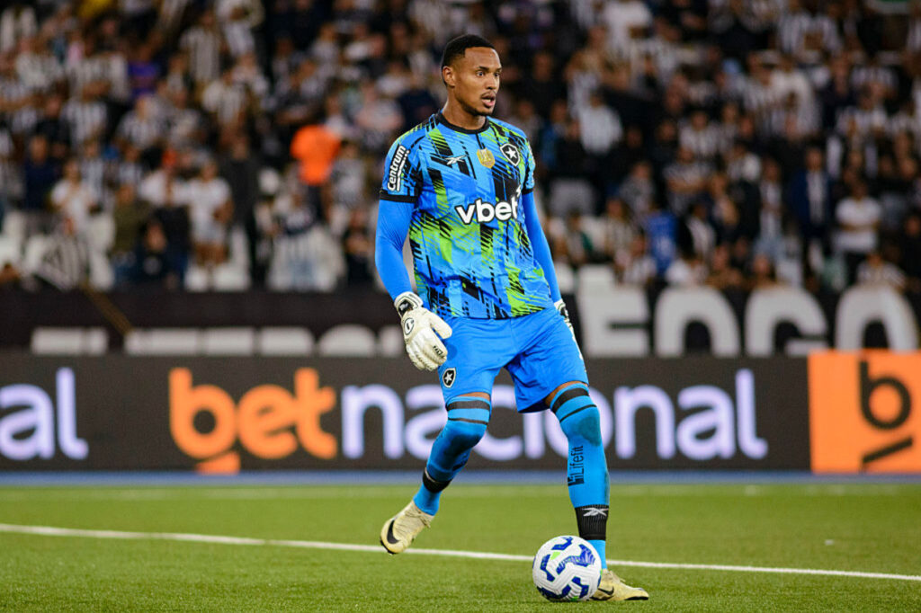 Botafogo pode perder John para a Premier League
