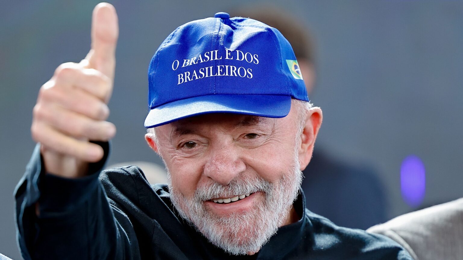Lula diz que mantém diálogo sobre tarifaço dos EUA