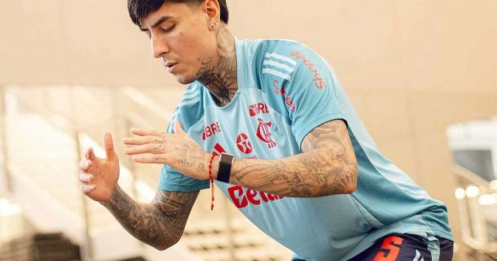 Erick Pulgar conta parceria com Filipe Luís no Flamengo: “Pude crescer mais”