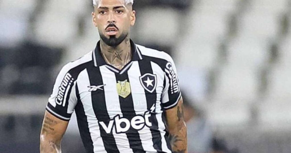 “Precisava voltar a ganhar”, declara Alex Barboza após vitória do Botafogo