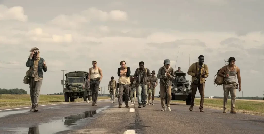 Crítica em Vídeo | Francis Lawrence constrói um VISCERAL suspense com ‘A Longa Marcha’