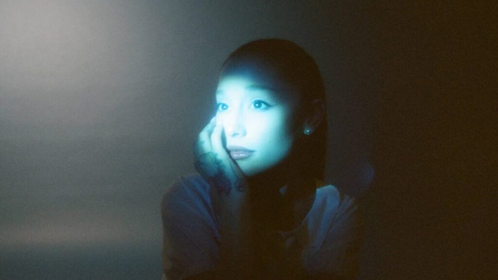 VMA 2025 | Ariana Grande leva o prêmio de Vídeo do Ano por “brighter days ahead”
