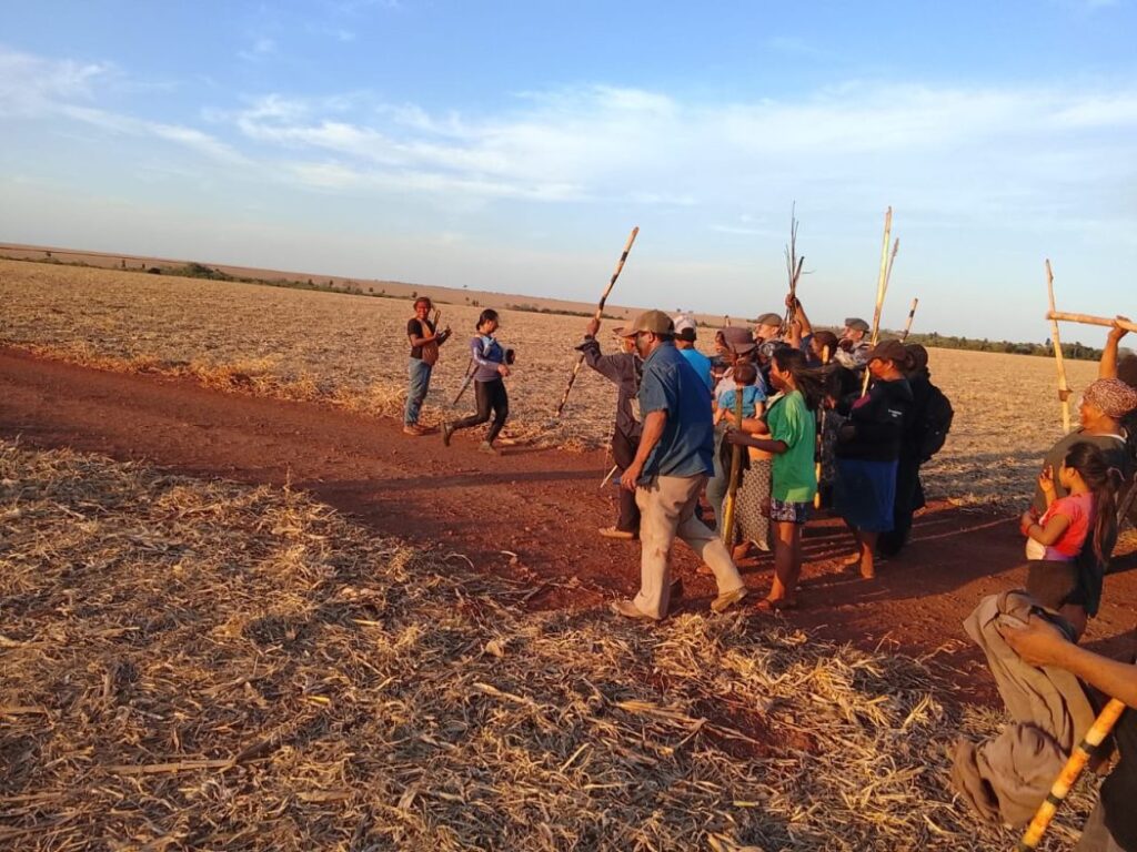 Com acordo em andamento e ausência da Funai, Tropa de Choque ataca retomada na TI Guyraroká