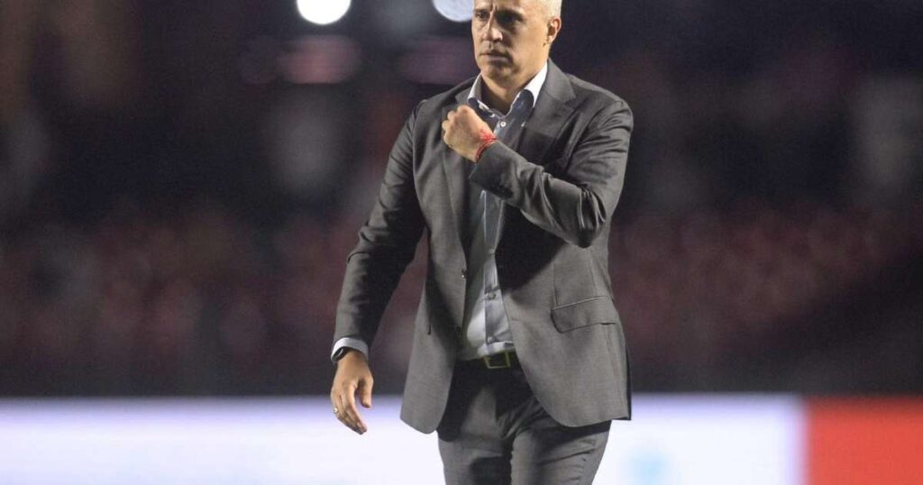 Tricolor tenta quebrar tabu no Equador; veja odds