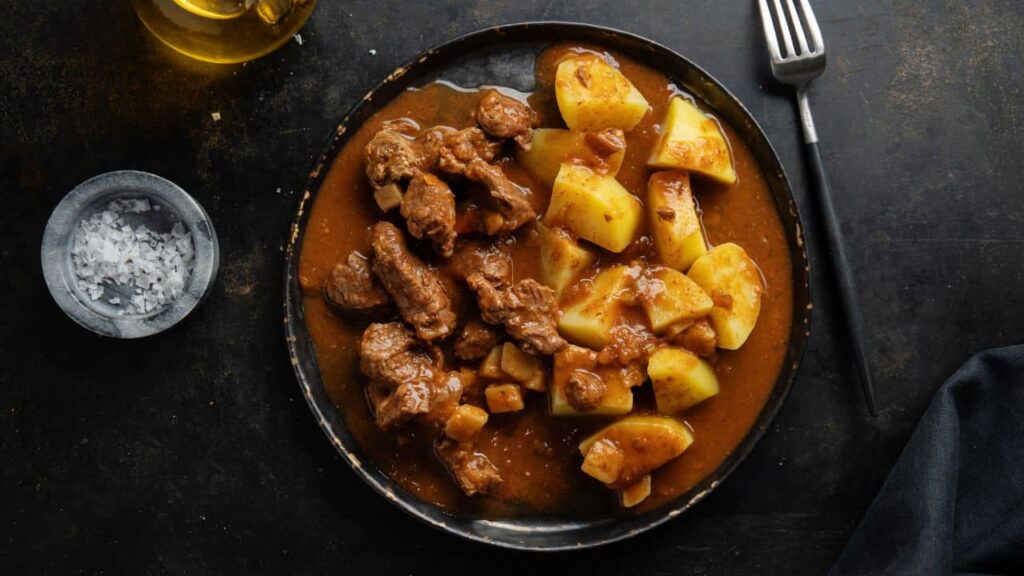 Receita simples de carne de panela com batata