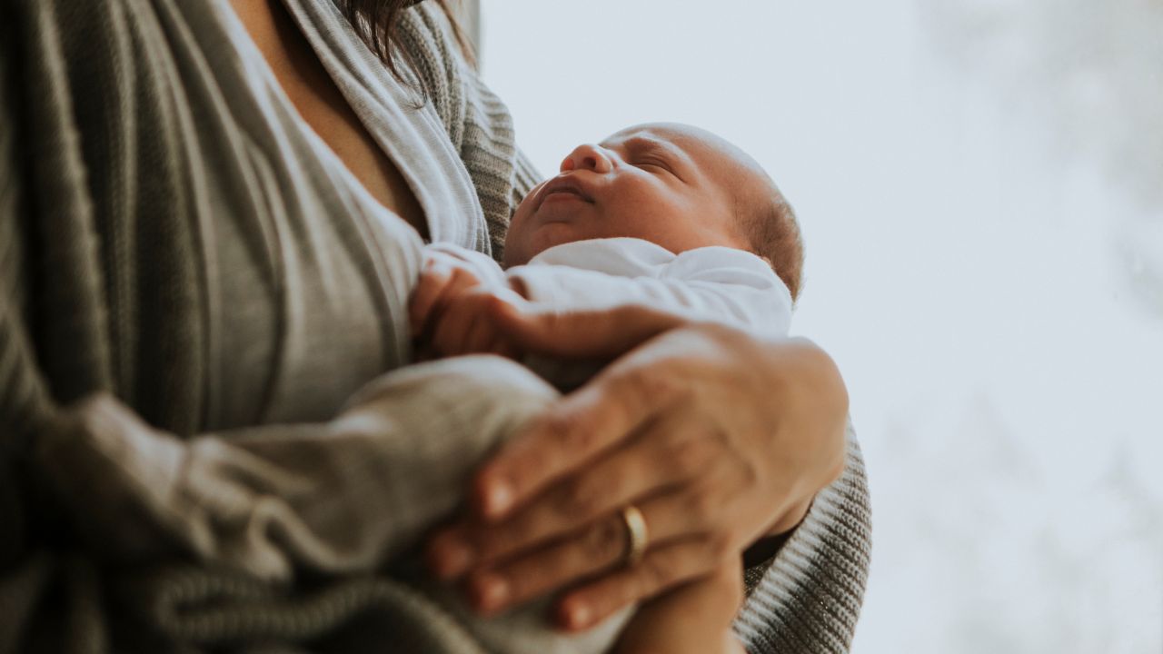 lista essencial de itens para recém-nascido- Pais e Filhos