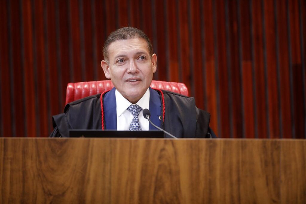 Nunes Marques toma posse como presidente do TSE nesta terça-feira